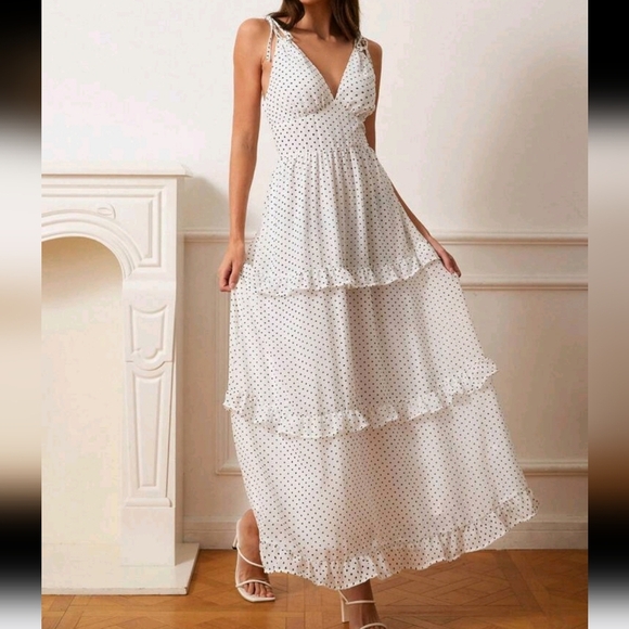 French Polka Dot Chiffon Fabric Spaghetti Strap Sleeveless Bust Cup Dress - Picture 1 of 4
